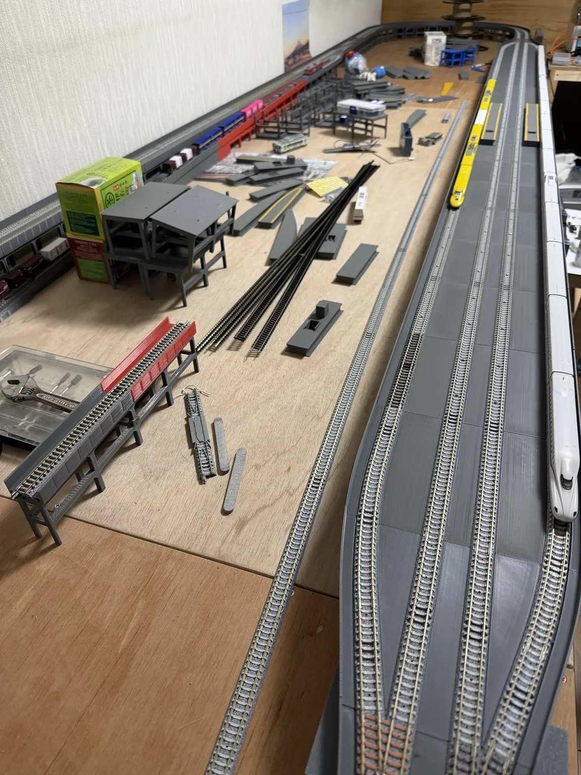 補正工事を終えた現在の2面4線Nゲージ駅レイアウト